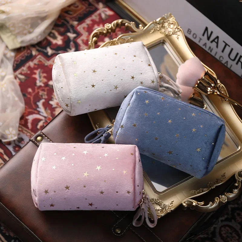 SvelteGlow Cosmetica | Samt Kosmetiktasche | Kompakt & Pflegeleicht | Elegantes Design