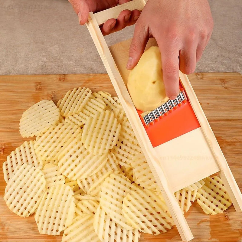 CrissChef Kartoffelschneider | Gitterform & Edelstahl | Kreative Gemüsechips | Holzgriff