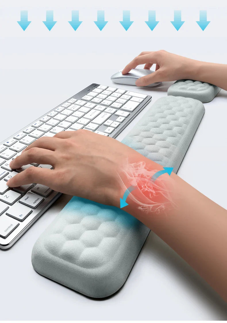 ErgoLuxe GelPad | Komfort Mauspad | Handballenauflage & Massage | Silikon & Memory-Schaum