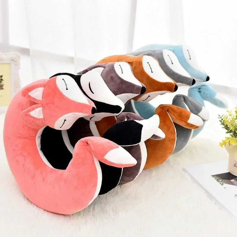 FoxyRest Nackenkissen | Kuscheliger Reisebegleiter | Niedliches Fuchs-Design