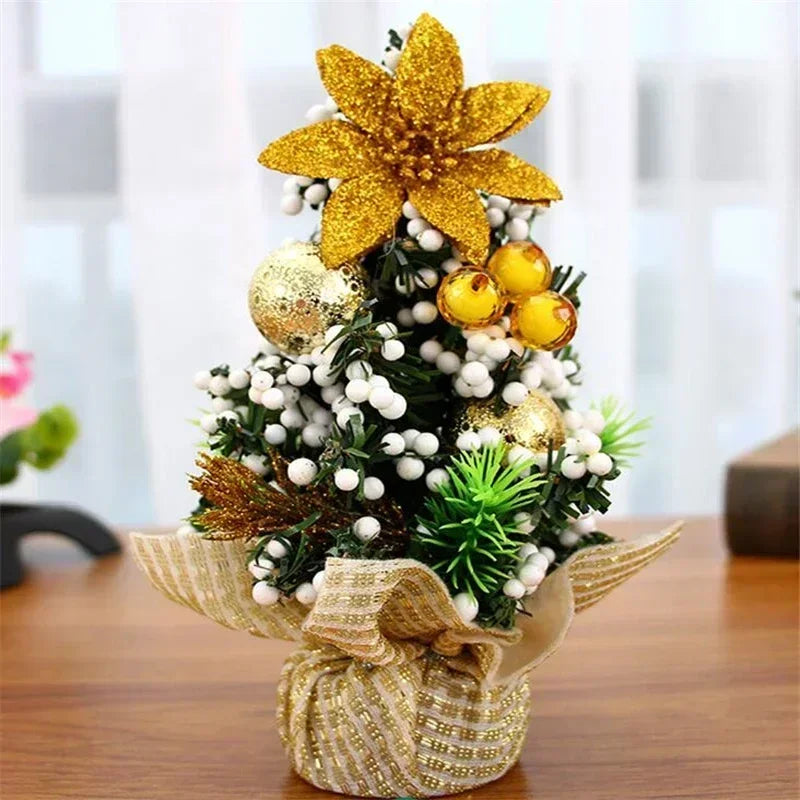 EverJoy | Miniatur-Weihnachtsbaum-Tischornament | Künstliche Tannenzweige mit Stoffständer | 20 cm