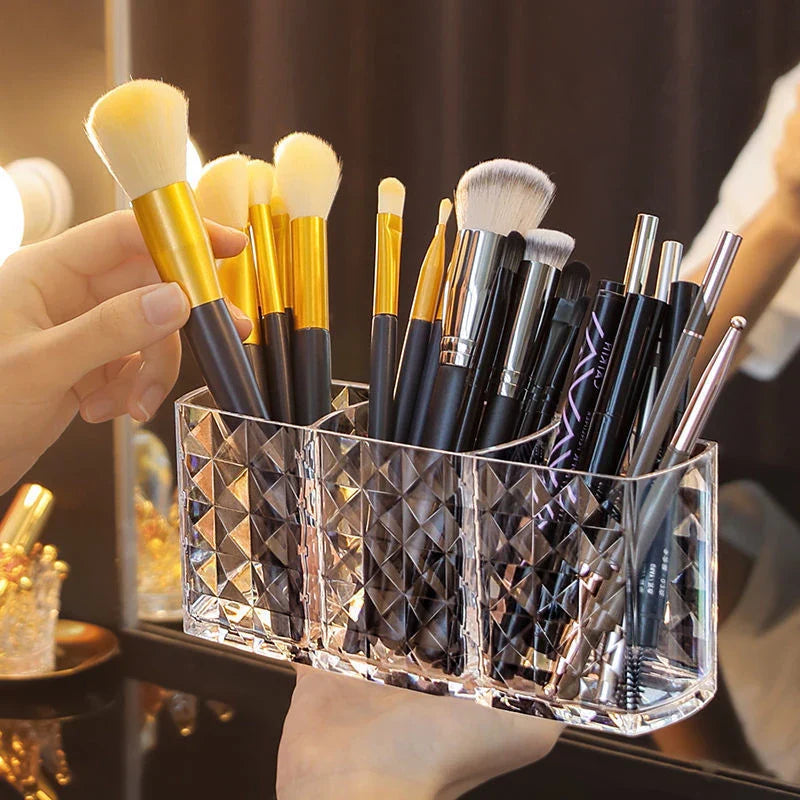 DiamondLux Organizer | Acryl | 3 Fächer | Luxus Diamant-Design für Schminktisch und Bad