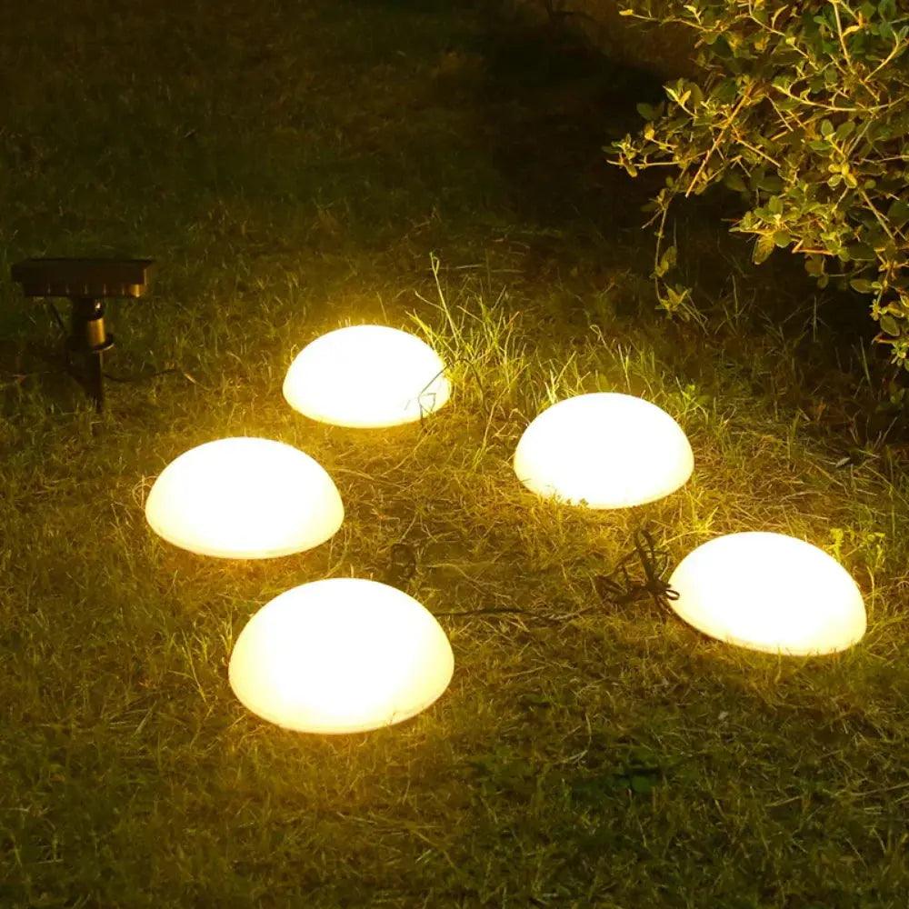 Heliora Gartenlampe Halbkugel | Solarbetrieben | Kaltweißes Licht | IP44 Wetterfest