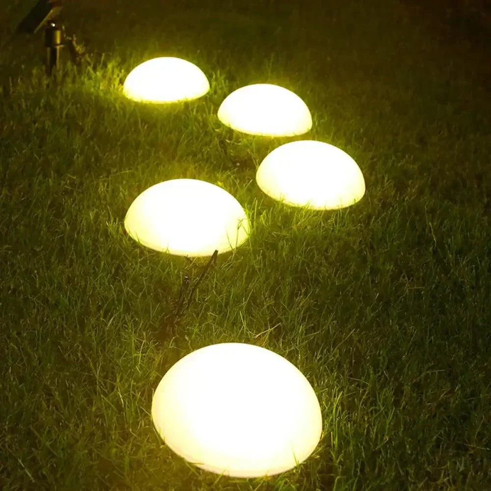 Heliora Gartenlampe Halbkugel | Solarbetrieben | Kaltweißes Licht | IP44 Wetterfest