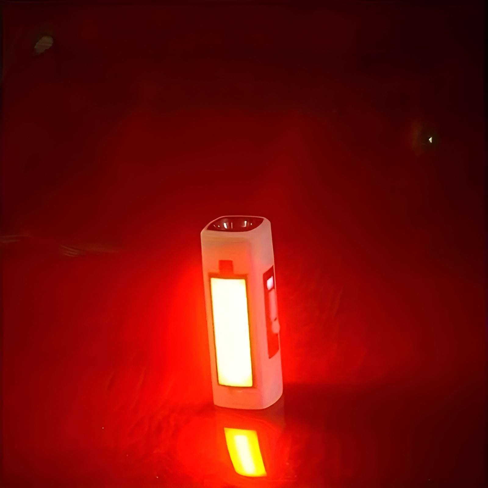 Luminox LED Campinglampe | USB-Aufladung & 360° Drehung | Wetterfest & Kompakt