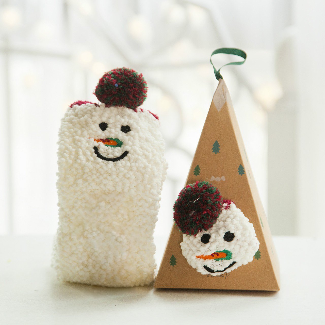 CozyJoy – Kuschelige Weihnachtssocken für warme Herzen