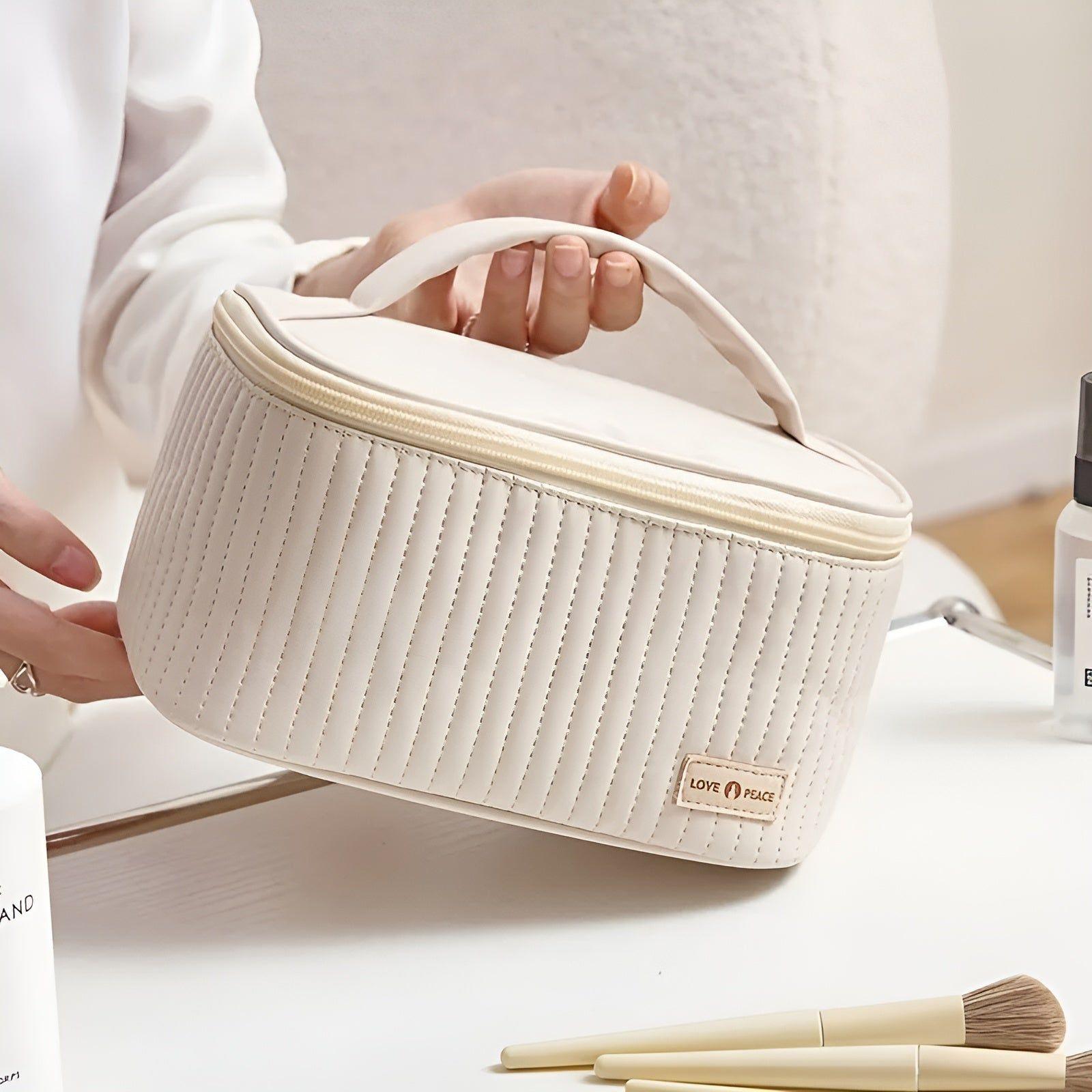 LuxeVoyage Kosmetiktasche | Eleganter Make-up Organizer | Robustes PU-Leder | Reisebereit & Kompakt