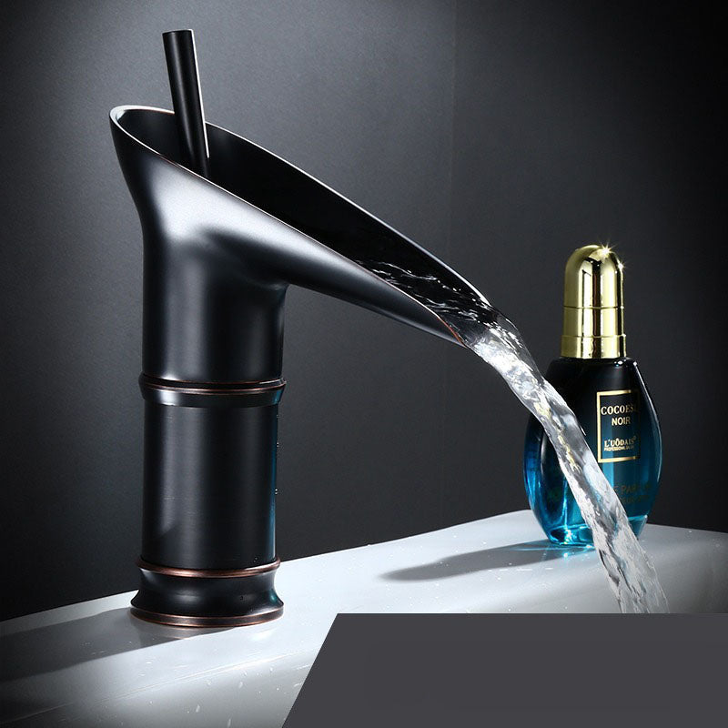 AquaFlow Waterfall Faucet | Elegantes Design | Antik-Bronze-Optik