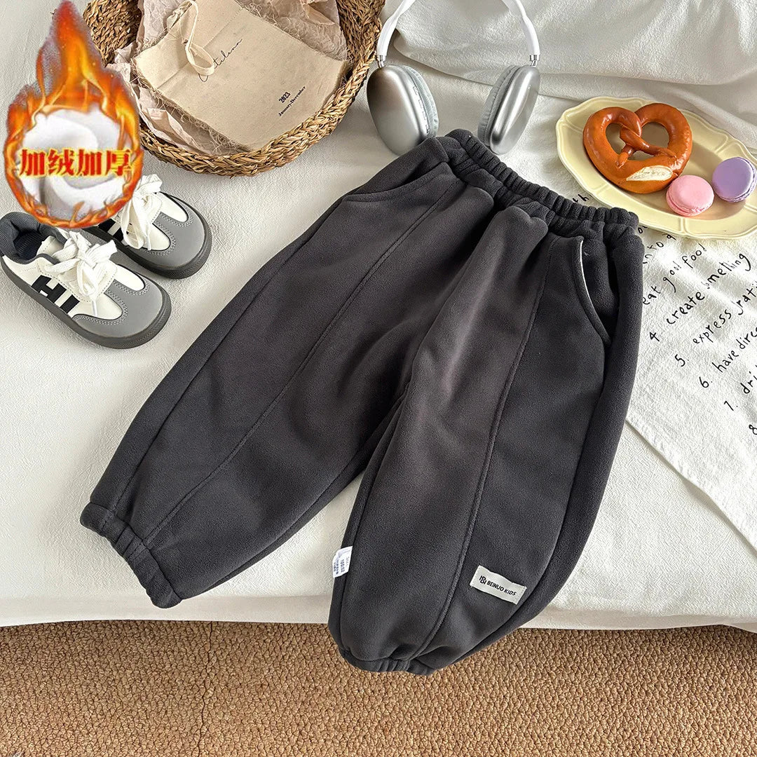 CozyCub Kinder Thermohose | Warm gefüttert und bequem | Weiche, stylische Winterhose für Jungen & Mädchen