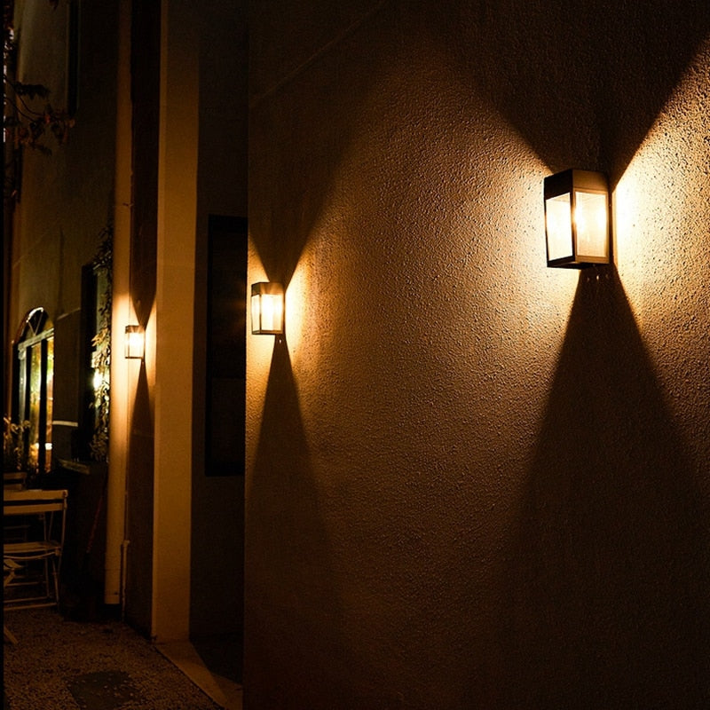 Lumeva Solar Wandleuchte | Elegantes Design mit LED | Automatischer Betrieb | Wetterfest & Energiesparend