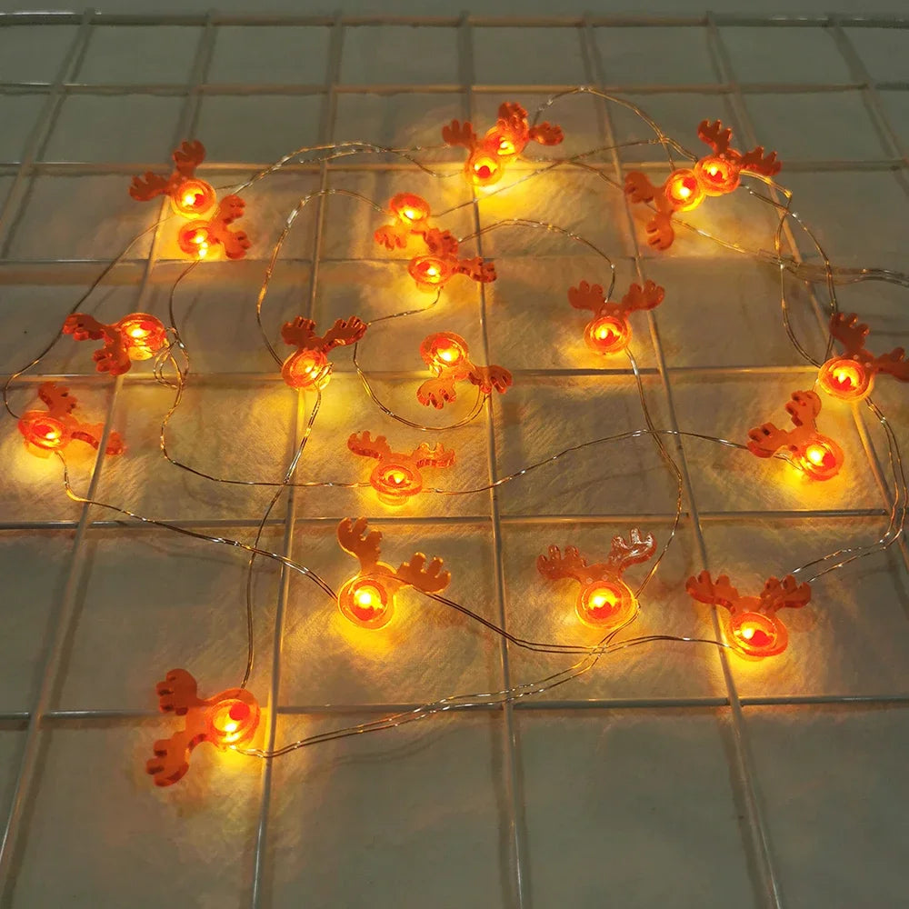 Lumirelle | LED-Weihnachtslichterkette | Muster mit Weihnachtsmann und Schneemann | Warmweißes Licht | Ideal für Baum-, Fenster- und Tischdekoration