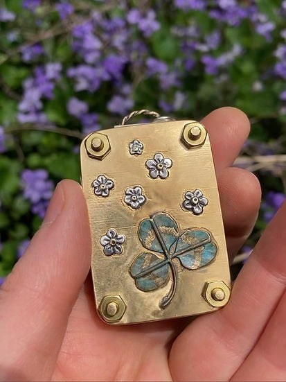 FloraKeep – Ihre Lieblingsblüten für immer bewahren!