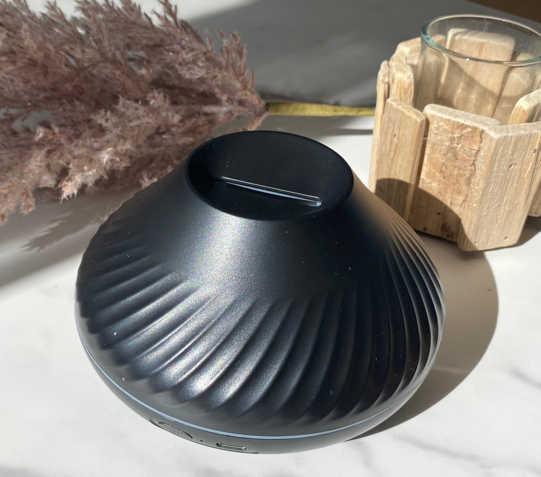 LumiFlare Aroma-Diffusor | Beruhigender Nebel & Flammeneffekt | 130 ml | Schafft Entspannung & Gemütliche Atmosphäre