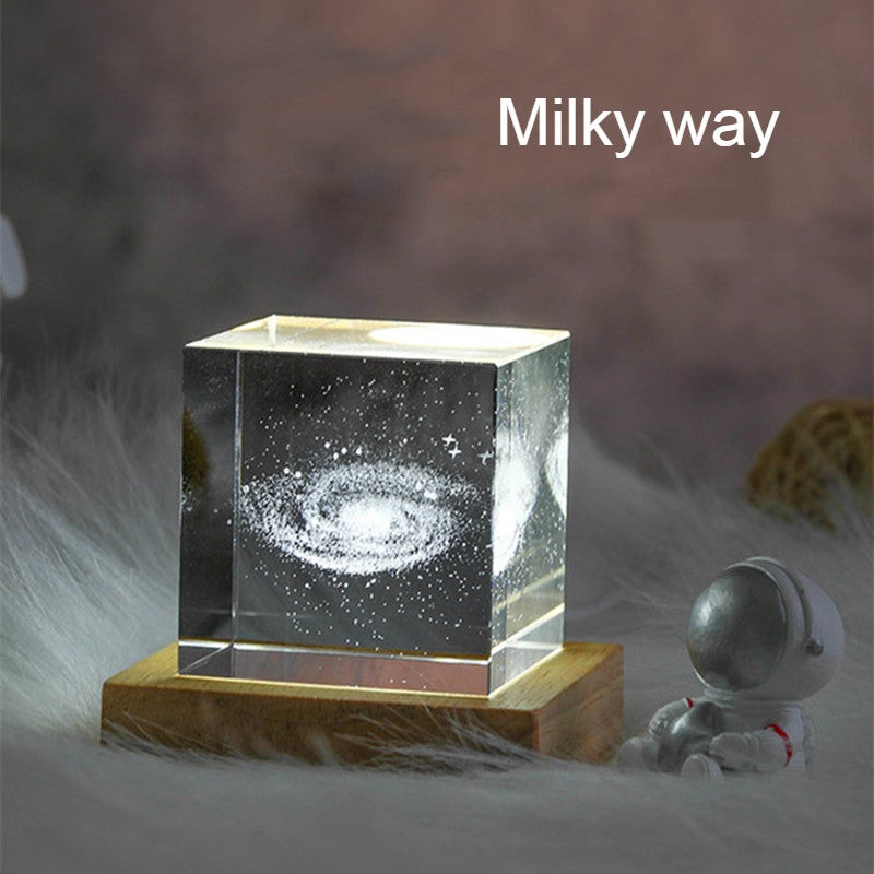 Celestara 3D Galaxy Kristallwürfel | Wiederaufladbare LED-Lichtbasis Inklusive | Bezaubernde Wohnkultur & Geschenkidee