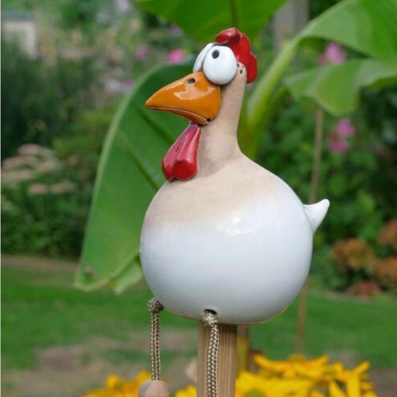 GardenCluck – Lustige Hühnerdekoration für Haus & Garten