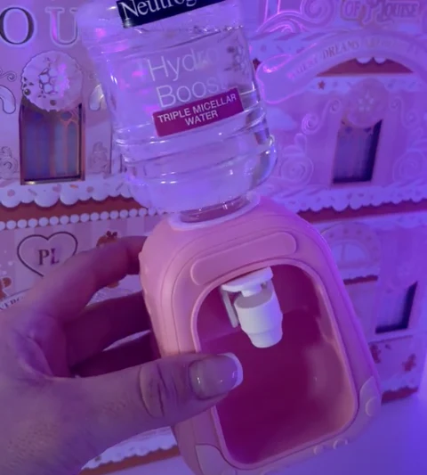 GlowPump – Saubere Haut, tropffrei & stilvoll!