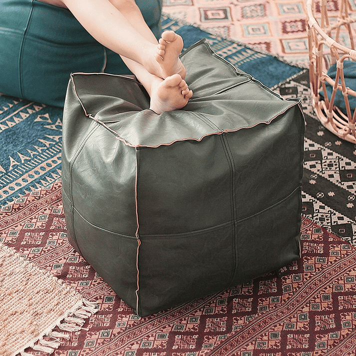 SpaceSeat – Sitzplatz trifft Stauraum, perfekt versteckt!