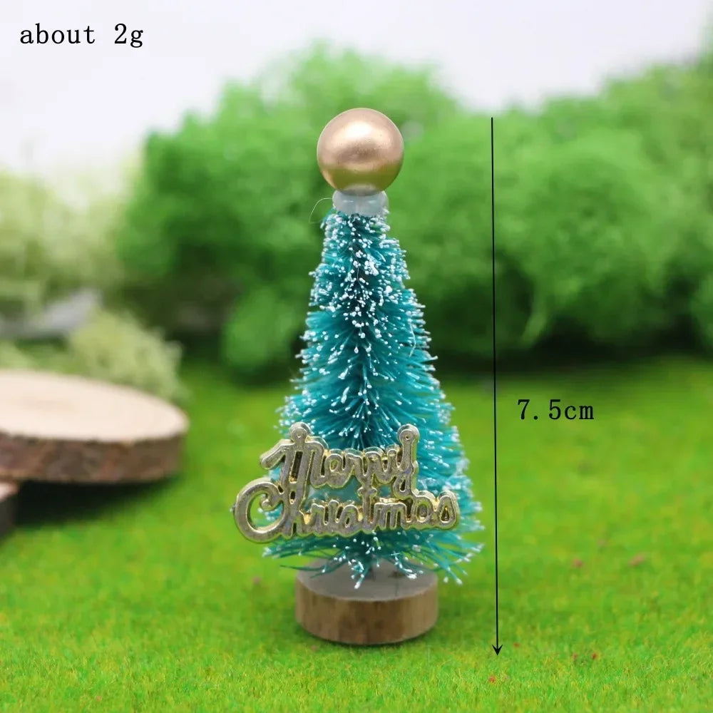 Evervane | Mini-Weihnachtsbaum | Dekorierter Zeder- und Kiefer auf Sisalbasis | Mit Perlen und Stern | Tischdekoration & Miniaturfigur 4,5–13 cm