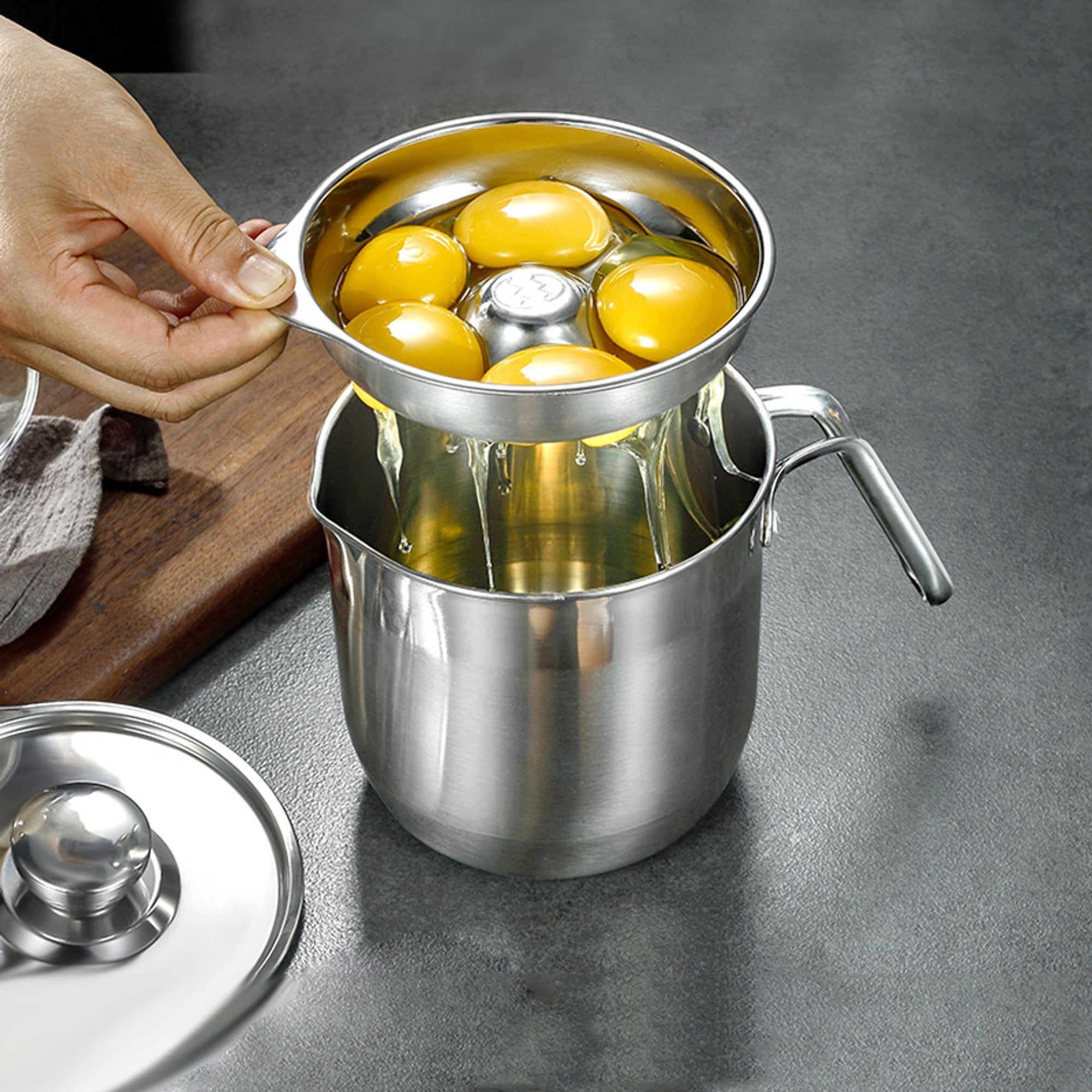 Ovinto Eierscheider | Edelstahl & hygienisch | Für Backen, Kochen & Fitnessrezepte | Mit Deckel & ergonomischem Griff