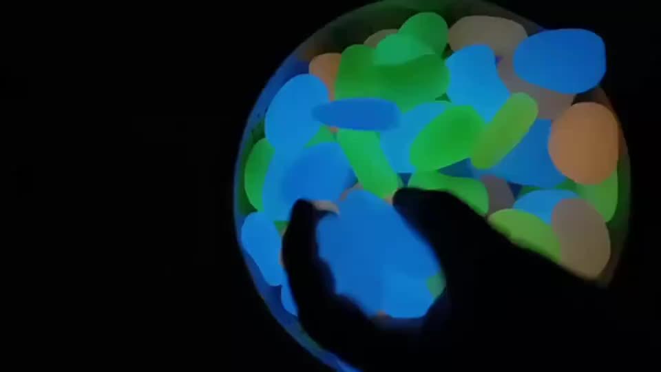GlowStones | Selbstleuchtende Deko-Steine | Umweltschonend & Vielseitig | 31 Stück Set