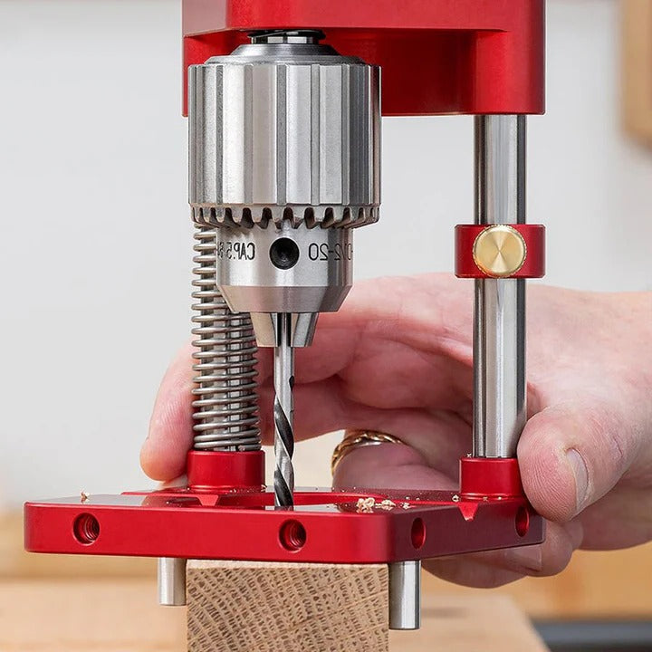 CraftAlign – Perfekte Bohrungen für makellose Holzarbeiten!