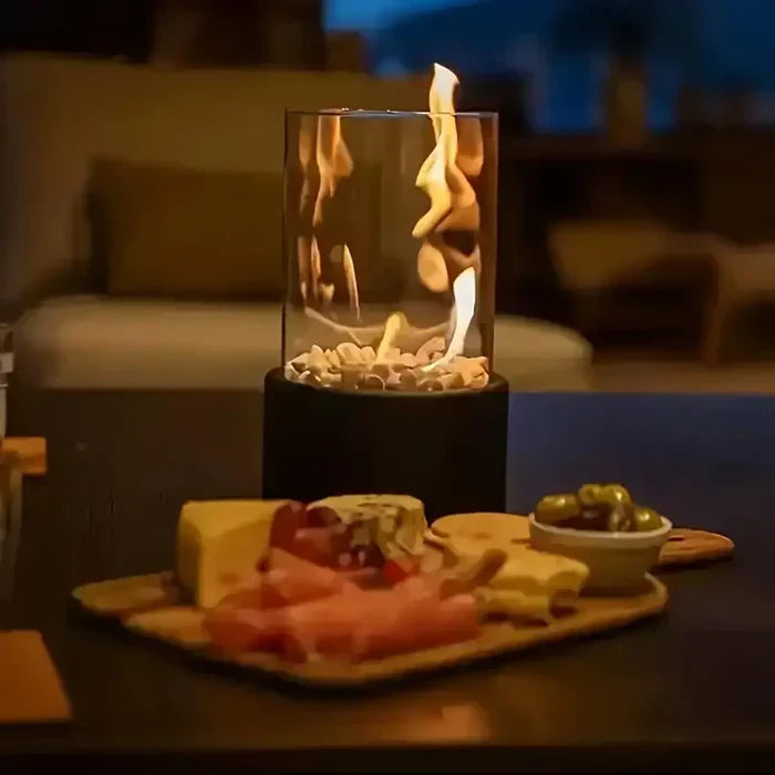 LumoFlare Tischlaterne | Tragbare Deko-Lampe mit Flammeneffekt | Modernes Design aus Stahl & Glas | Für Innen & Außen