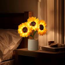 Solafleur LED Tischlampe | Sonnenblumen Design | Warmweiß mit 2 Lichtstufen | USB & Netzbetrieb