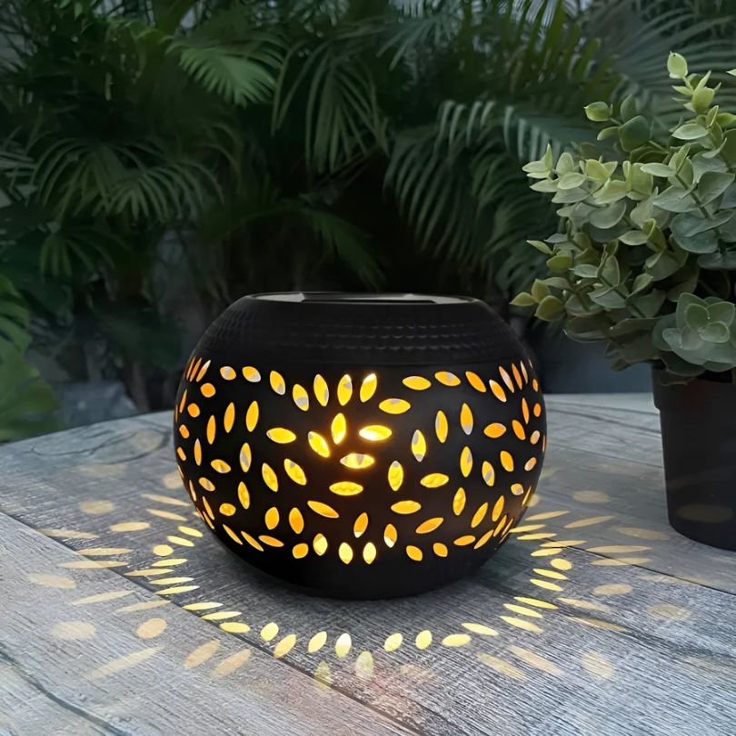 LunoraGlow | Solar Gartenleuchte | Dekoratives Lichtmuster | Wetterfest & Kabellos
