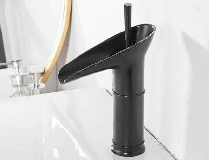 AquaFlow Waterfall Faucet | Elegantes Design | Antik-Bronze-Optik
