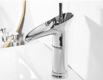 AquaFlow Waterfall Faucet | Elegantes Design | Antik-Bronze-Optik