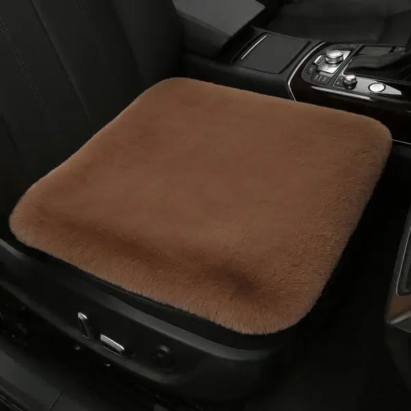 WoolNest – Warm. Weich. Luxuriös auf jedem Sitz.