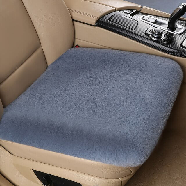 WoolNest – Warm. Weich. Luxuriös auf jedem Sitz.