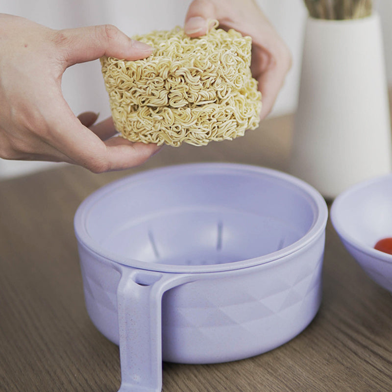 QuickNoodle Bowl – Heiße Mahlzeiten in Minuten!