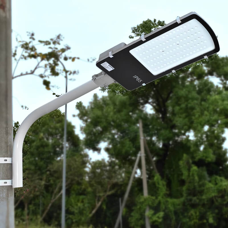 LumiStreet - Leistungsstarke Solarbeleuchtung für den Außenbereich