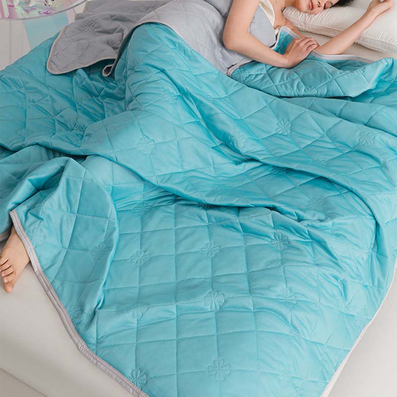 ChillBreeze – Die Decke für erholsamen Schlaf in heißen Nächten!