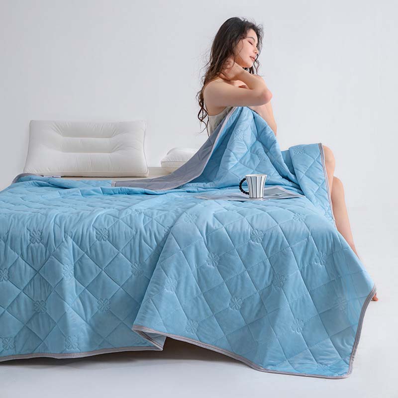 ChillBreeze – Die Decke für erholsamen Schlaf in heißen Nächten!