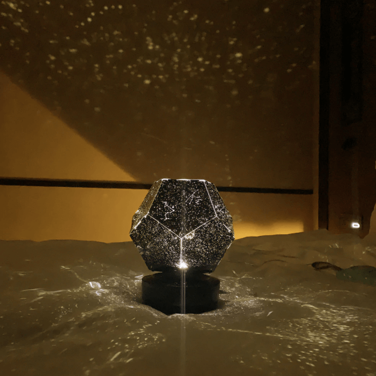 AstroGlow – Bringe das Universum direkt in dein Zimmer