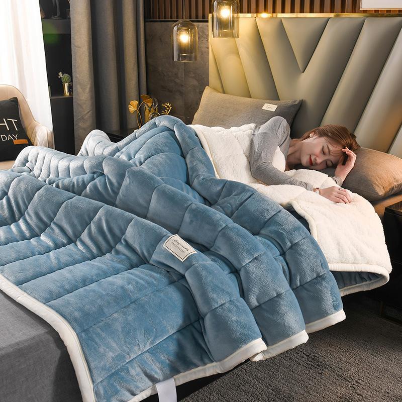 50% RABATT | WoolCuddle – Plüschdecke aus Wolle für Ultimativen Komfort [Letzter Tag Rabatt]