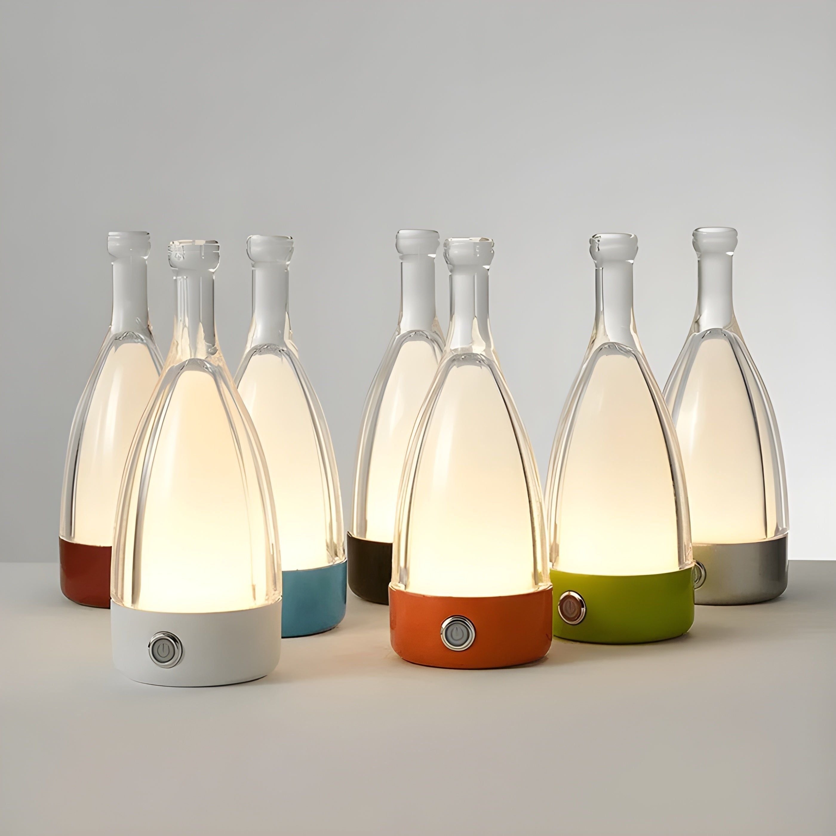 Lumora LED Tischlampe | Weinflaschen-Design | Warmweißes Licht | Wiederaufladbar & Kabellos