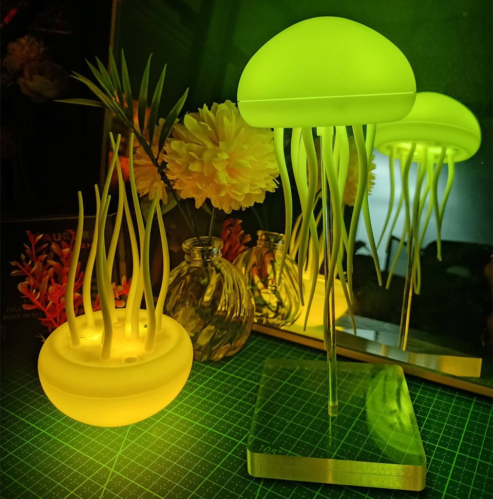 LumiJelly™ – Entspannung mit magischem Quallenlicht!