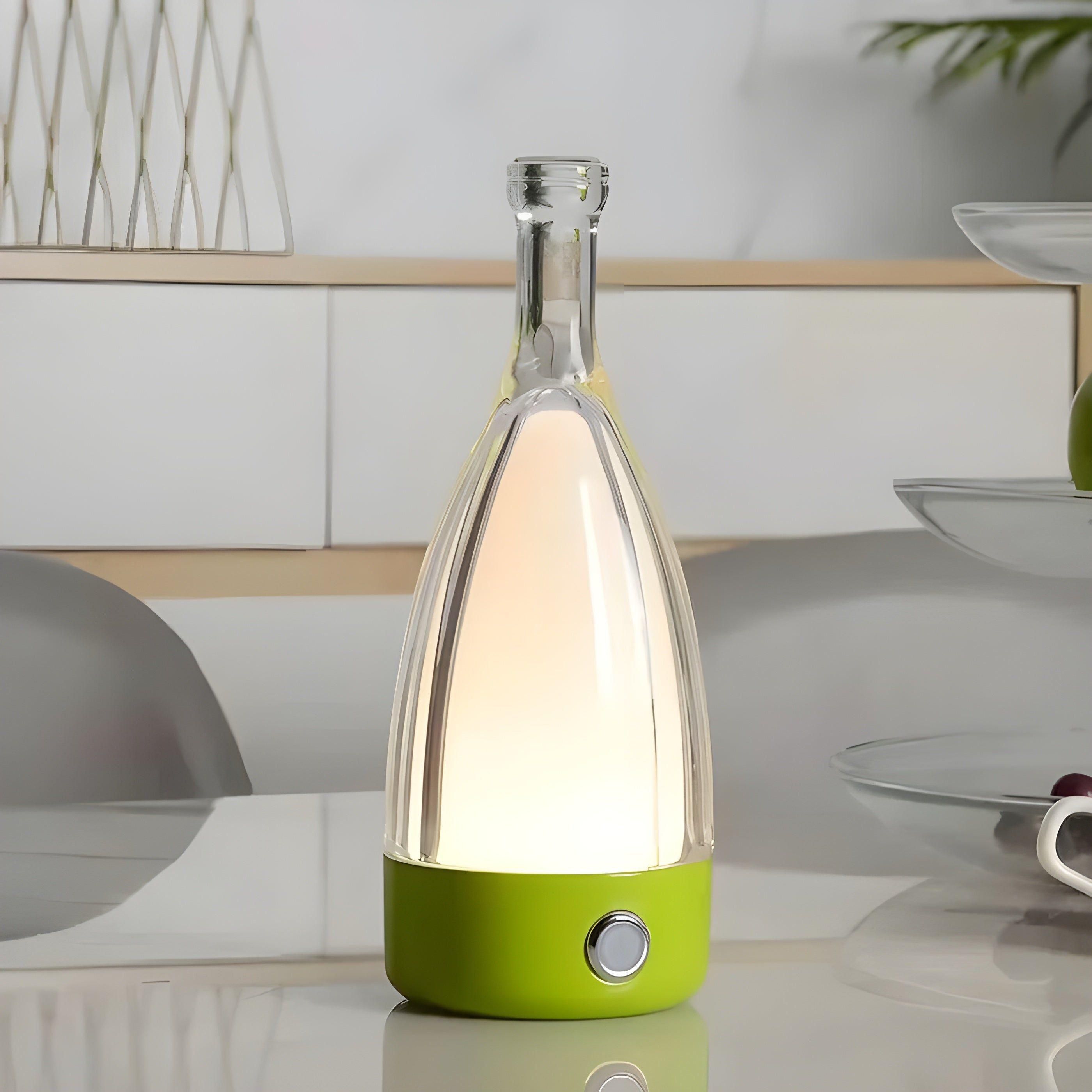 Lumora LED Tischlampe | Weinflaschen-Design | Warmweißes Licht | Wiederaufladbar & Kabellos